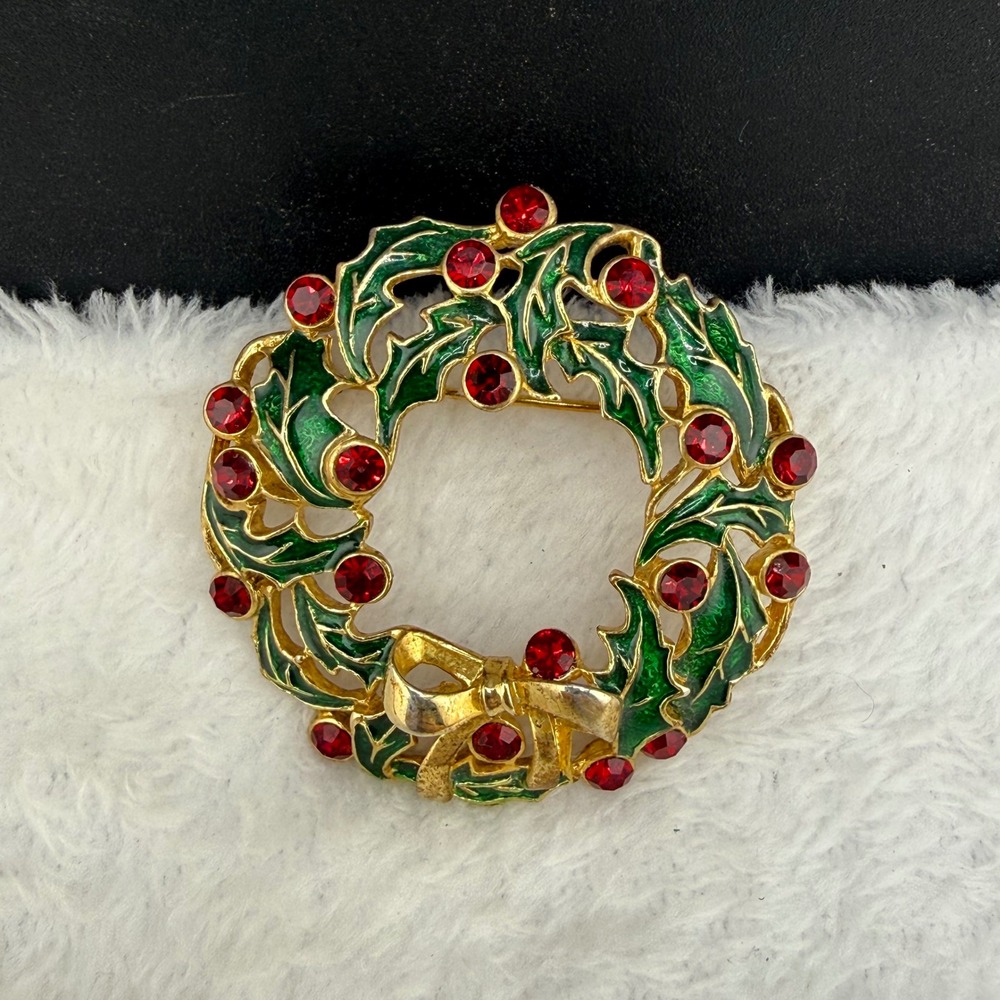 Vintage Eisenberg Ice Wreath Brooch Green Red Enamel Rhinestone Holiday